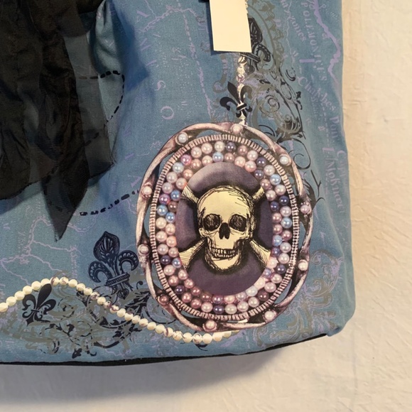 Claire's Blue Skull Tote Bag With Black Bow - Picture 3 of 10